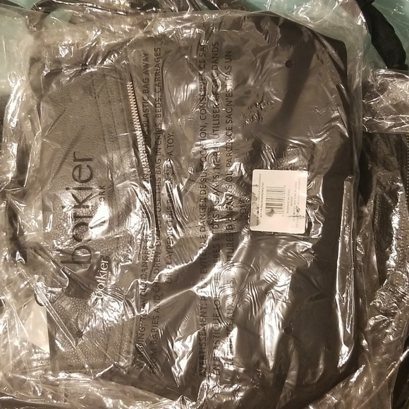 LAST CHANCE NIB Botkier Trigger nylon backpack - Picture 5 of 7